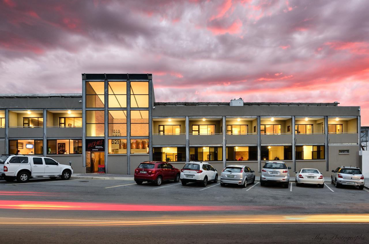 Herms Restaurant & Boutique Hotel Port Elizabeth Buitenkant foto