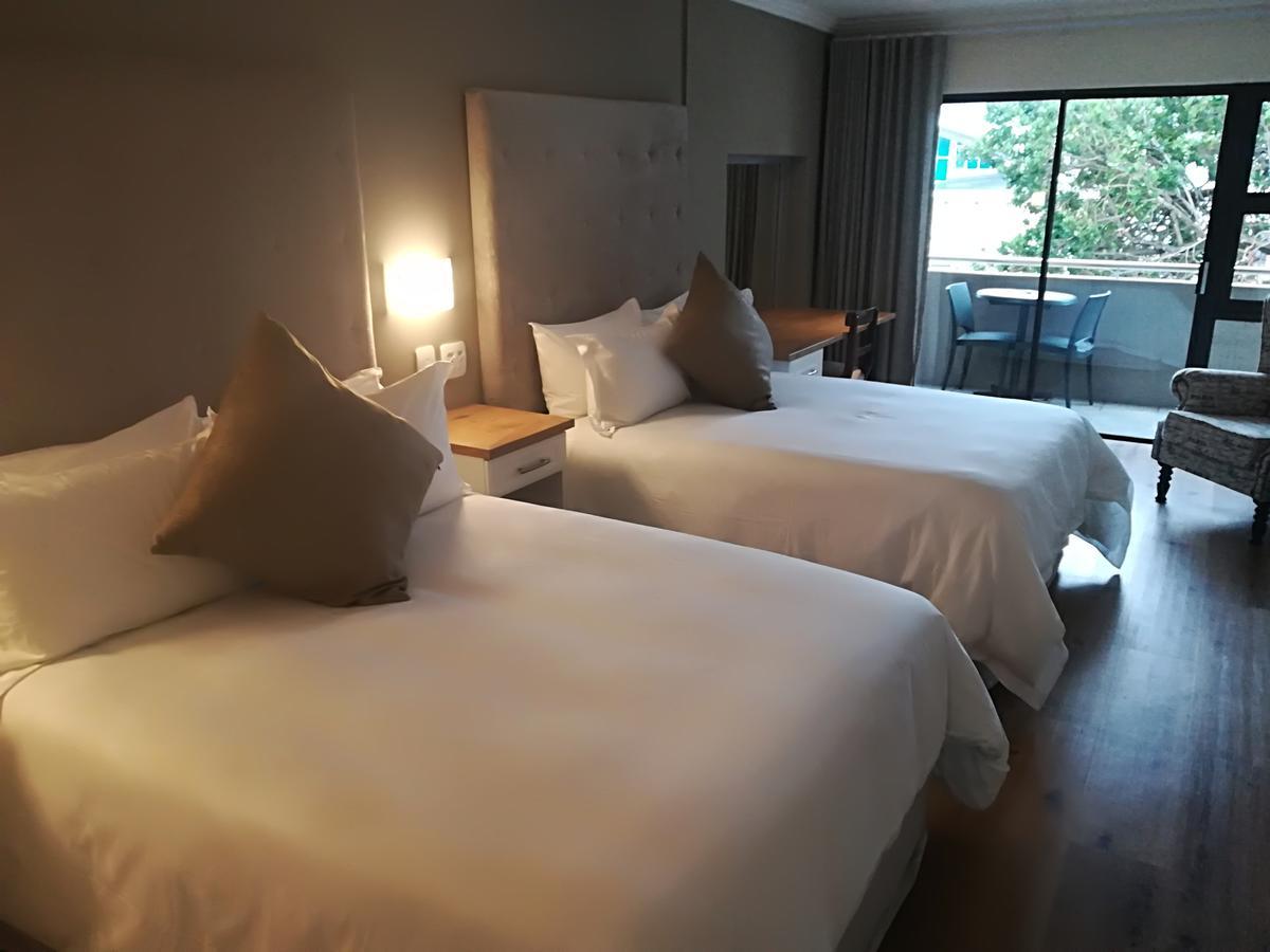 Herms Restaurant & Boutique Hotel Port Elizabeth Buitenkant foto
