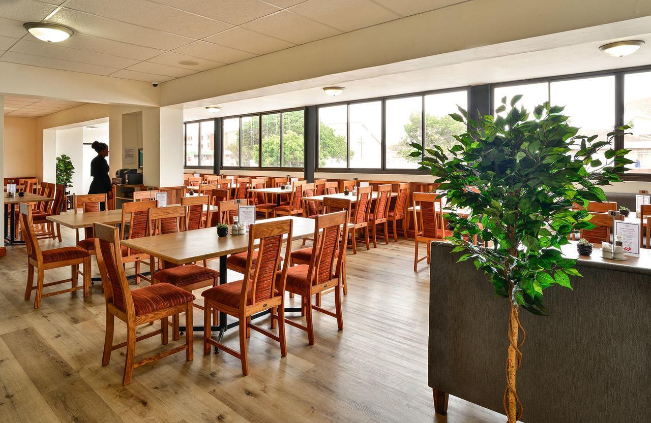 Herms Restaurant & Boutique Hotel Port Elizabeth Buitenkant foto